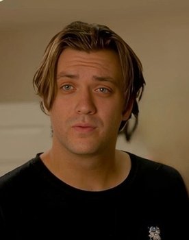Elijah Loeffler as Matt