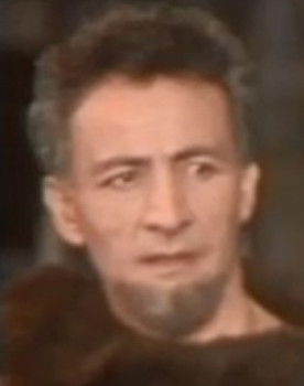 G. Papyan as Эдмунд Ленгли