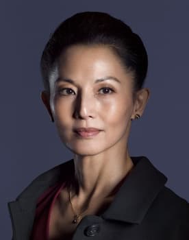 Tamlyn Tomita as Viola