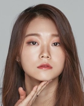 Kim Ji-Yoon as GoTop staff