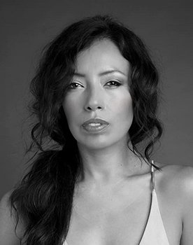 Karina Moscol as Gertrudis