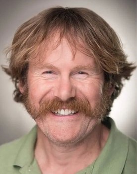 John Wraight as Lucius Cossinius