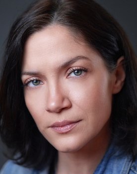 Snežana Vidović as Lamija