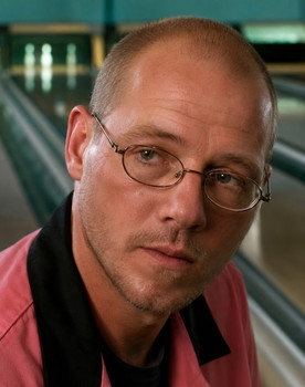 Neil Hope as Derek 'Wheels' Wheeler