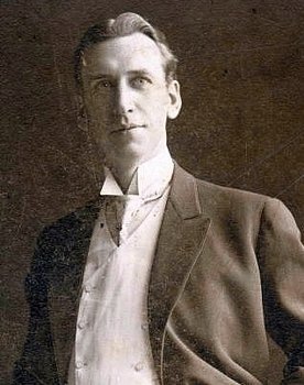 Charles Sellon as Russ Mason