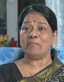 Trissur Elsy as Mahadevan's Mother