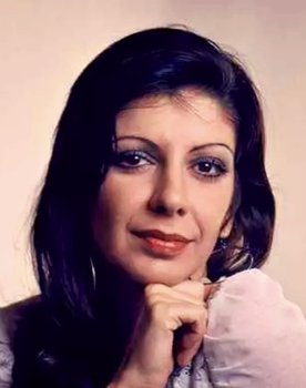 Marília Pêra as Madame Clessy