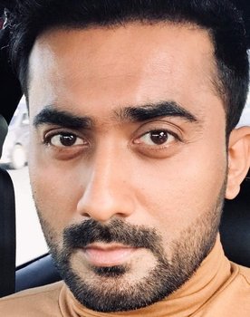 Partha Sarathi Ray as Sisir Gupta