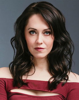 Ashley Seal as Nina Harris