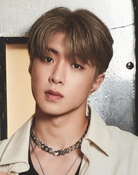 Shim Jae Young as Self - Contestant