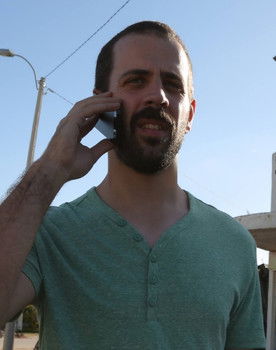 Marcelo Di Paolo as Mae