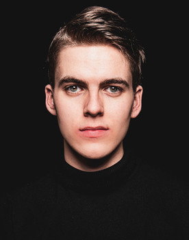 Niels van Oorsouw as Jochem