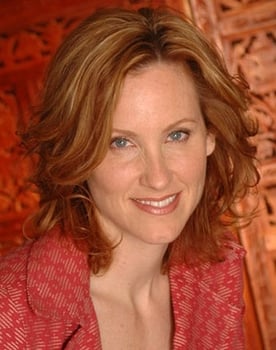 Judith Hoag as Vicki