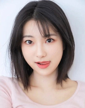 Jin Seo-jin as Kwak Ji-hee