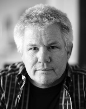Anders Bircow as Præsten