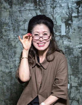 Jung Hoon-hee as 