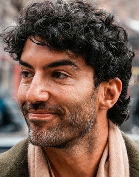 Justin Baldoni as Self (archive footage)