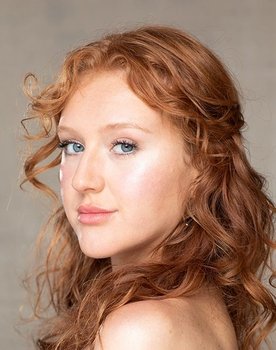 Kyleigh Nikkels as Sarah