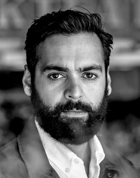 Ardalan Esmaili as Karimi