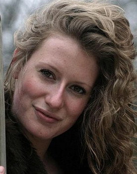 Marijke Boonstra as Raouma