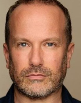 Mark Healy as Ginger