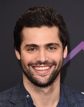 Matthew Daddario as Marty