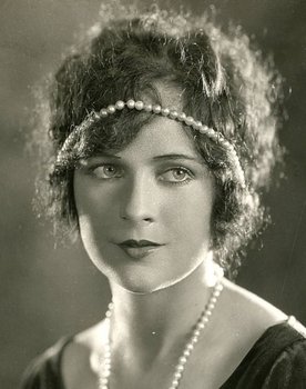 Jacqueline Logan