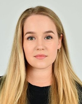 Loora-Eliise Kaarelson as Maret