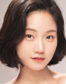 Hwang Hee-jung as Shim Yi-young