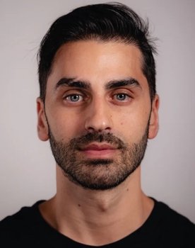 Tarik Chand as Motorista