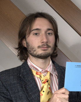 Emanuele De Santis as Smoker number 1 / Narrator