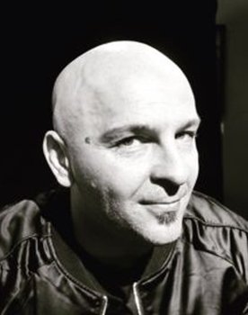 Alexis Puig as Militar