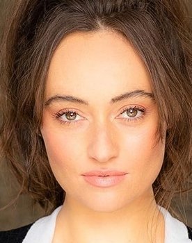Emma Massalone as Gemma