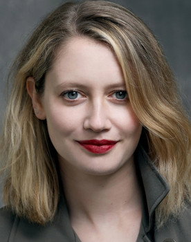 Sophie Fisher as Margaret Maude