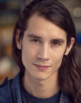 Kody Harvard as Eric