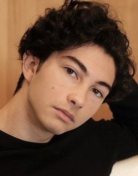 Jarod Levy as Alban