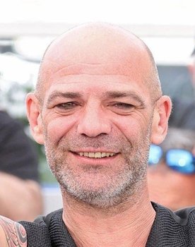 Richard Bellamy as Bigui