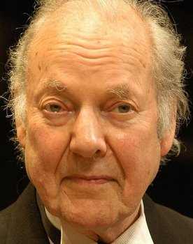 Harry Towb as Doctor
