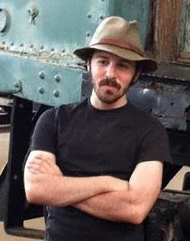 Harry Chaskin as Harv Manpire