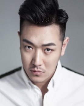 Tian Yuan as Chi Baoqiang