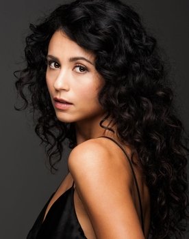 Kassandra Mahea as Cassie