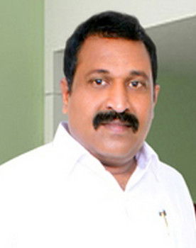 Rajendra Bharadwaj as Cashier