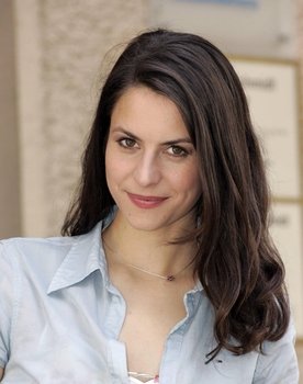 Liane Forestieri as Celine