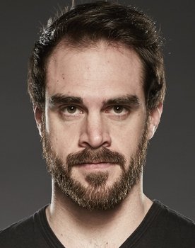 Mathieu Coderre as Officer 2