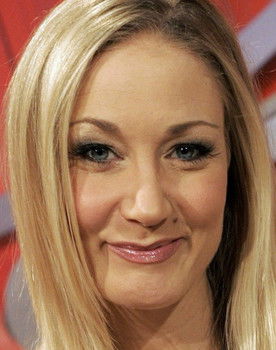 Janine Kunze as Ellen Bannenberg