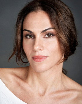 Leticia Torres as Paula