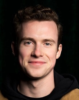 Dan Toomey as The Heckler