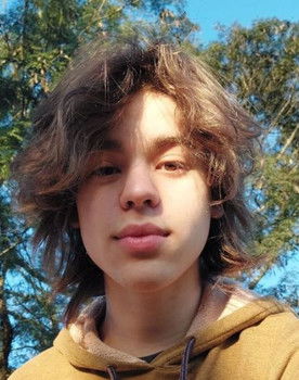 Mel Freitas as Rodrigo