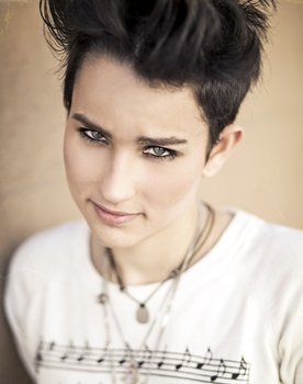Bex Taylor-Klaus Photo