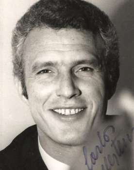 Carlos Ballesteros as Pako